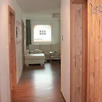 Alpendiamond Ski In & Bike Out Apartments Top 200, 400 & Penthouse 600 *