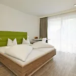 Apartment Alpendiamond Ski In & Bike Out Apartments Top 200, 400 & Penthouse 600 Solden