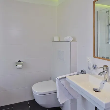 Alpendiamond In & Bike Out 200, 400 & Penthouse 600 Διαμέρισμα Ζόλντεν
