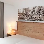 Alpendiamond In & Bike Out 200, 400 & Penthouse 600 Apartamento
