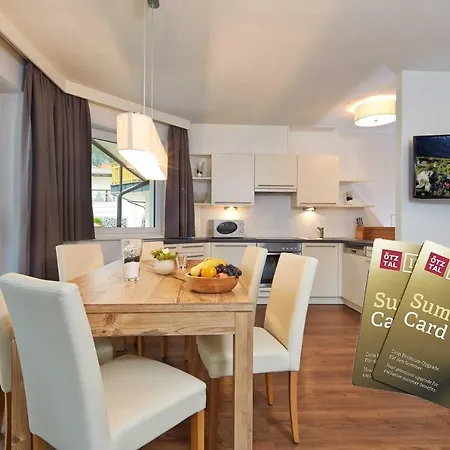 Alpendiamond In & Bike Out 200, 400 & Penthouse 600 Apartment Sölden