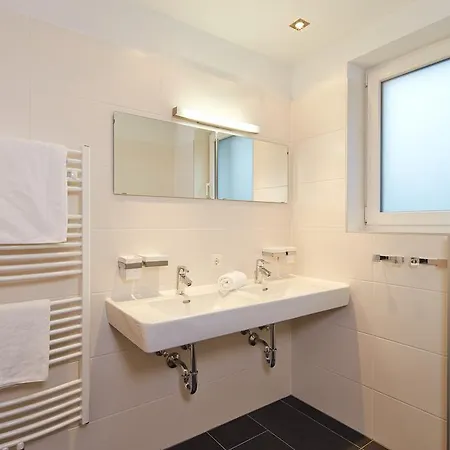 Alpendiamond In & Bike Out 200, 400 & Penthouse 600