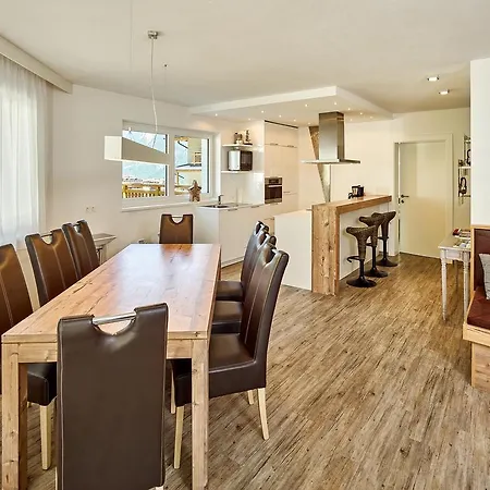 Alpendiamond In & Bike Out 200, 400 & Penthouse 600 Appartement *