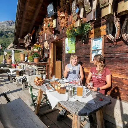 Διαμέρισμα Alpendiamond In & Bike Out 200, 400 & Penthouse 600 *